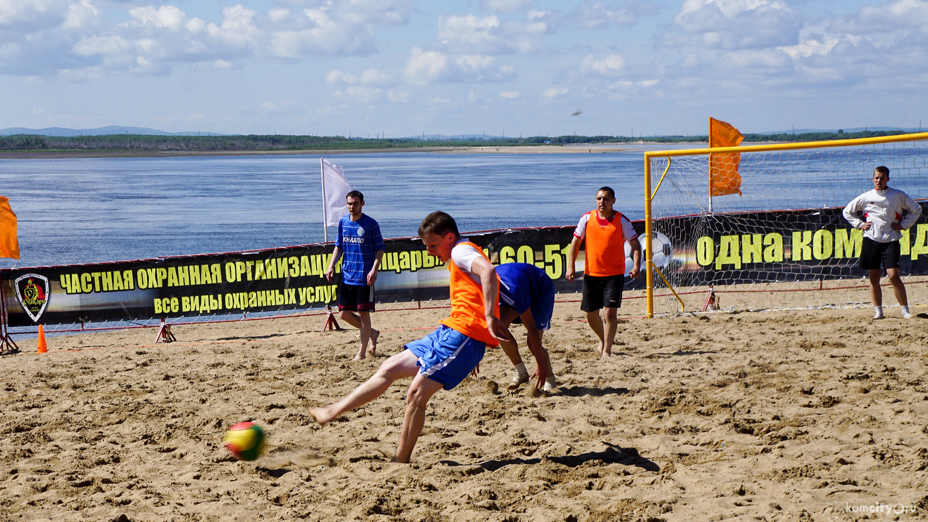 Победителем турнира по пляжному футболу в Комсомольске-на-Амуре стала команда «Металлург»