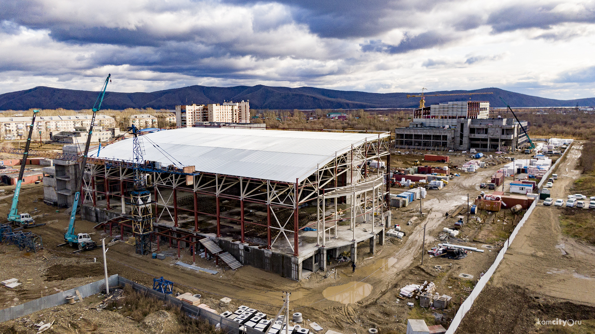 Подрядчик навёрстывает отставание строительства регионального центра спорта в Комсомольске-на-Амуре
