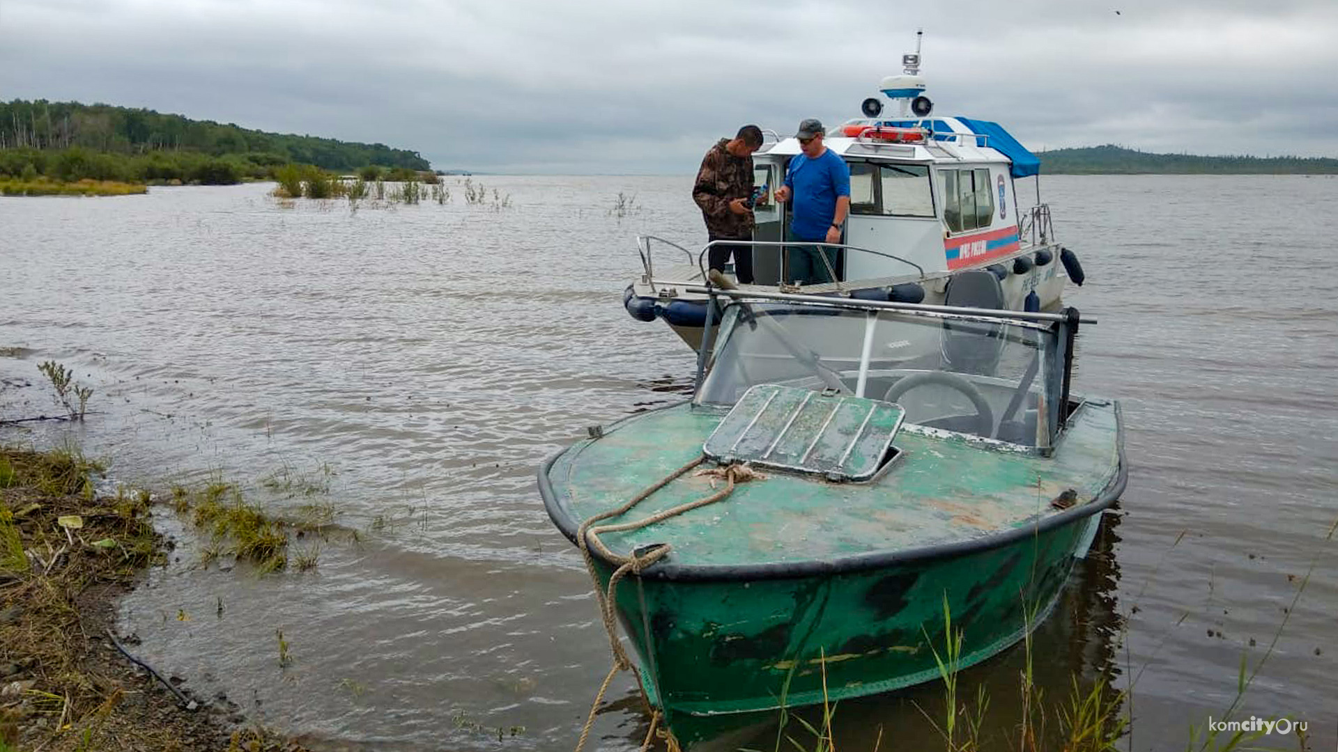 Рыбака с одним веслом спасли под Комсомольском-на-Амуре